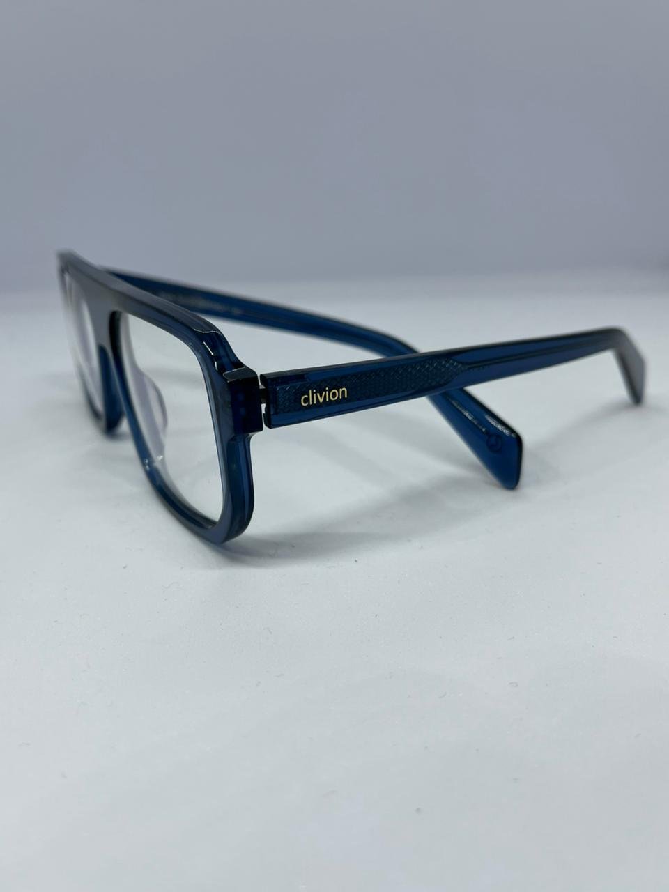 F22140 de Clivion, foto 2