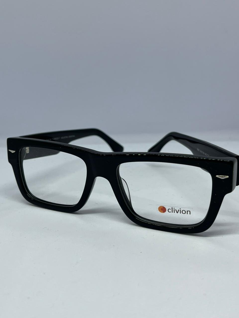 9660 de Clivion, foto 3