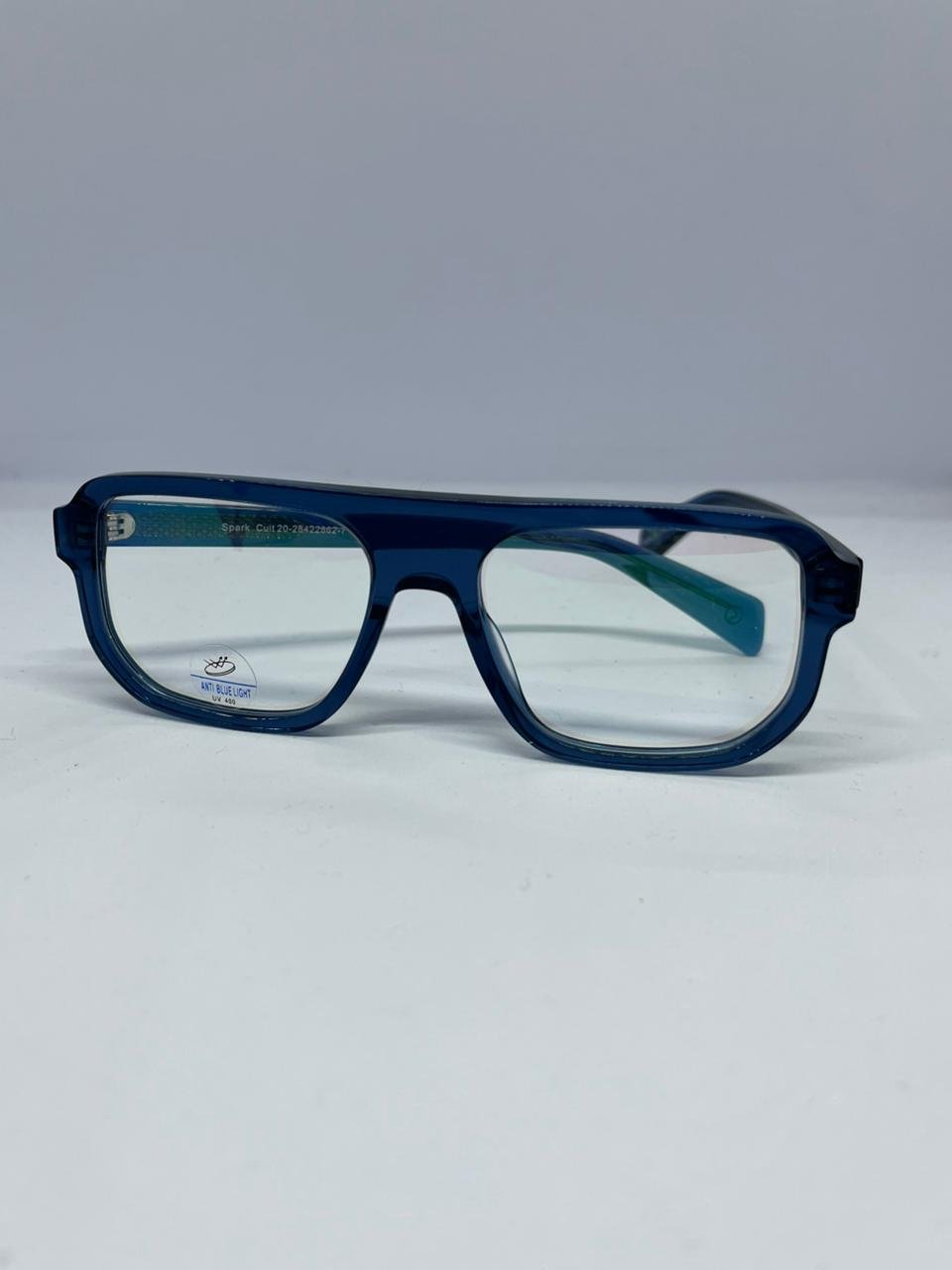 F22140 de Clivion
